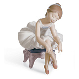 Фигурка Lladro Маленькая балерина I 9х13 см, фарфор